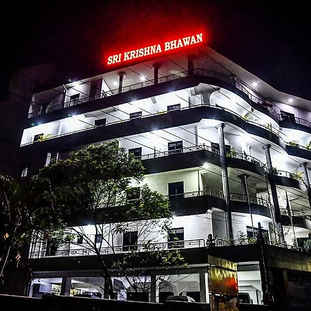 Sri Krishna Bhavan Hotel Хаттон Экстерьер фото